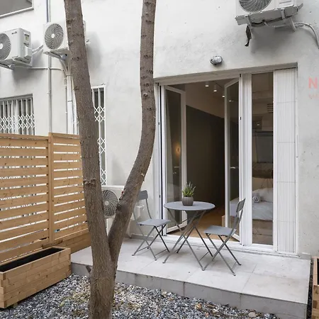 V19, Nilie Hospitality Mgmt Apartment *